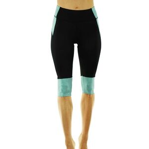 with zippered key pocked at the back